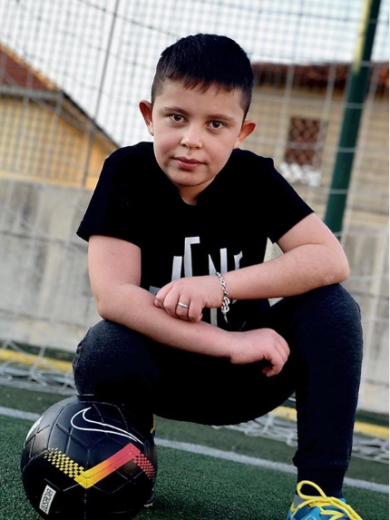 Sa ka ndryshuar… Alvin Berisha i shëndetshëm dhe shumë trendy, nuk njihet më (FOTO)