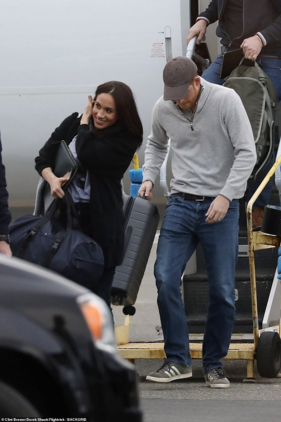 Meghan dhe Harry shfaqen të lumtur larg mbretërisë