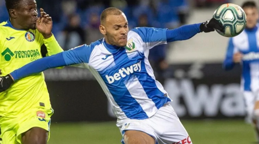 Barcelona blen sulmuesin danez të Leganes