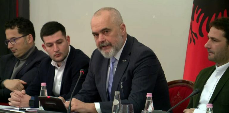 Rindërtimi, Rama: Projekti nis së shpejti në Shijak, Thumanë dhe Laç