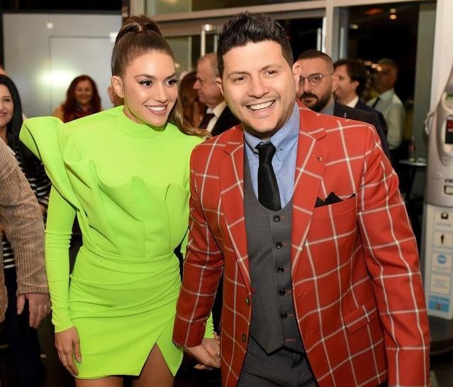 Elvana Gjata mungoi në premierën e Ermal Mamaqit, si qëndron e vërteta për prishjen e miqësisë mes tyre