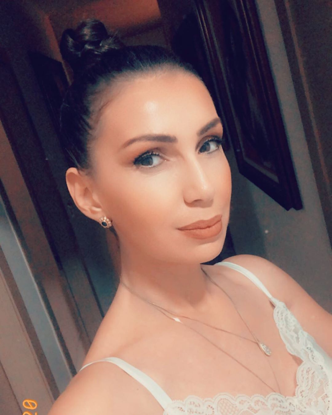 “Ai më tradhtoi, por unë e fala”, moderatorja Fjodora Fjora rrëfen momente të vështira nga jeta e saj