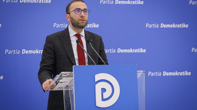 Bardhi: Rama mbron Dakon nga frika se mos anëtarët e bandës i hanë kokën