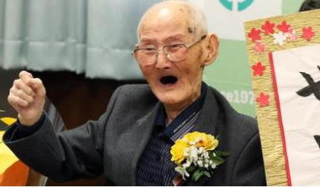 112-vjeçari nga Japonia në librin e rekordeve Guinness, shpallet burri më i vjetër në botë