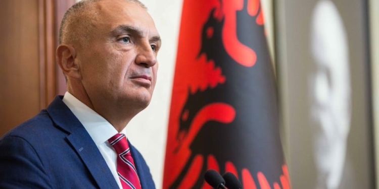 Tragjedia në Bulqizë, Meta: Thellësisht i tronditur, do jemi gjithmonë pranë familjes Tola