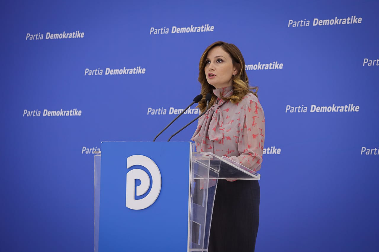 Tabaku: Korporata e investimeve një minë me sahat, fsheh borxhin publik