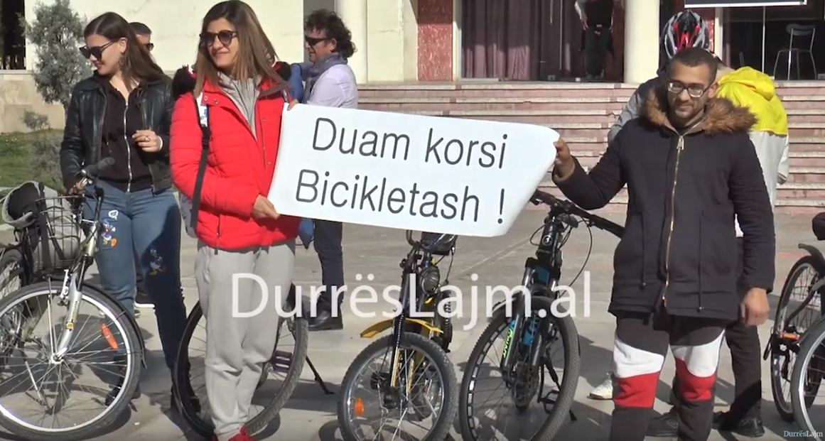 Përdoruesit e biçikletave në Durrës: Të shtohen korsitë e të promovohet jeta e shëndetshme! (VIDEO)