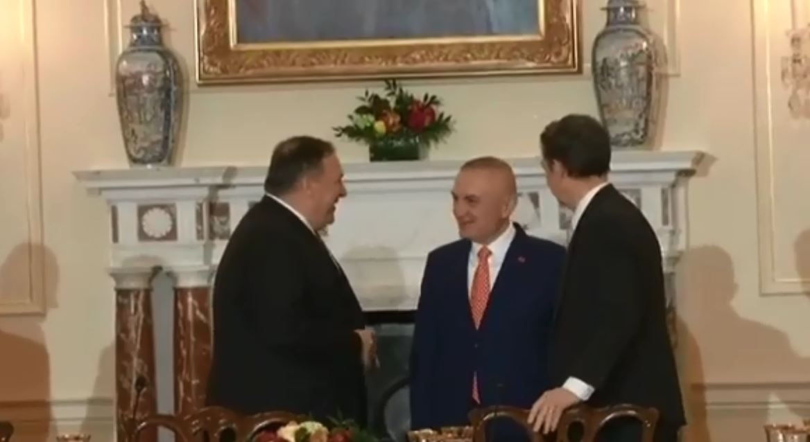 Meta takohet me Pompeon: Shqipëria do vijojë të jetë shembull i harmonisë ndërfetare (VIDEO)
