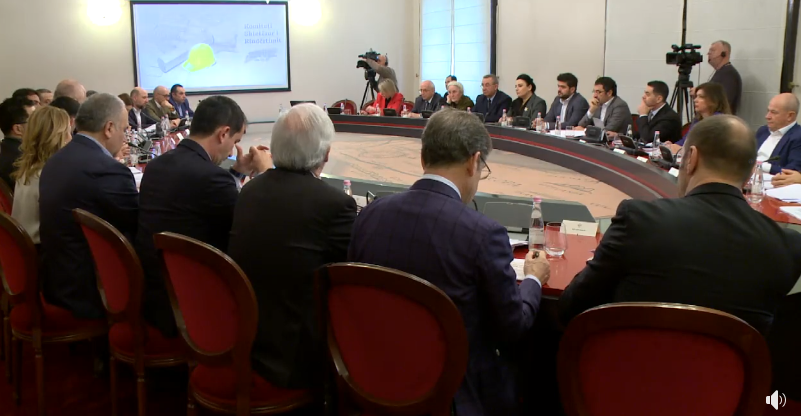 Rindërtimi pas tërmetit, Rama u kërkon qytetarëve të bëjnë durim