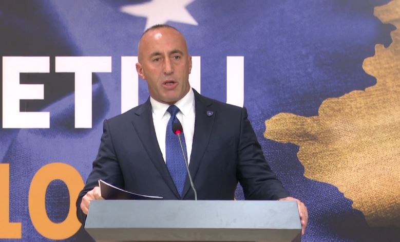 Haradinaj letër të hapur Kurtit: Kemi sakrifikuar shumë, mos hiq taksën ndaj Serbisë