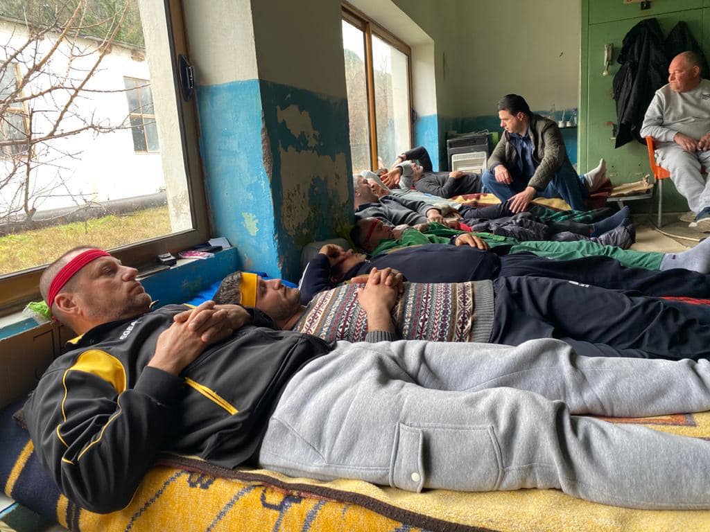 Naftëtarëve të Ballshit u bashkohen minatorët e Bulqizës dhe përfaqësues të shoqërisë civile