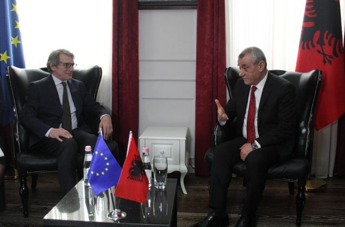 Presidenti i PE takon Ruçin: Vazhdoni dialogun e punoni për shpejtimin & thellimin e reformave