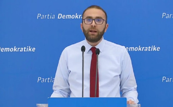 Bardhi: Rama do ta kthejë Spitalin e Kavajës në karantinë duke rrezikuar jetën e banorëve