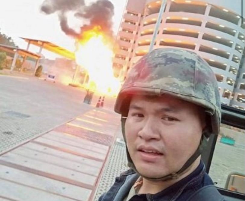 Ushtari vret 12 persona në një qendër tregtare