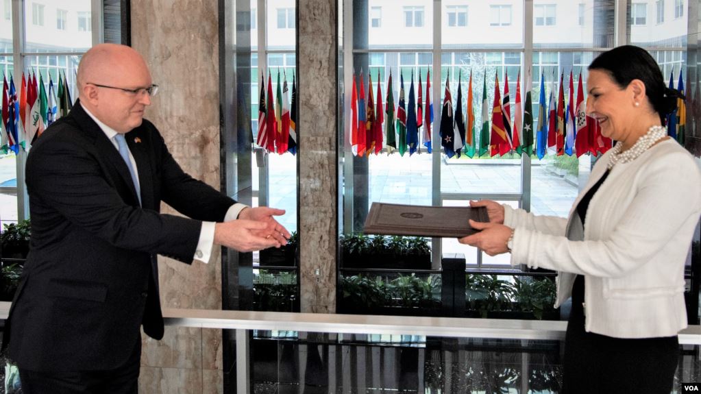 Maqedonia e Veriut, zyrtarisht anëtare e NATO-s