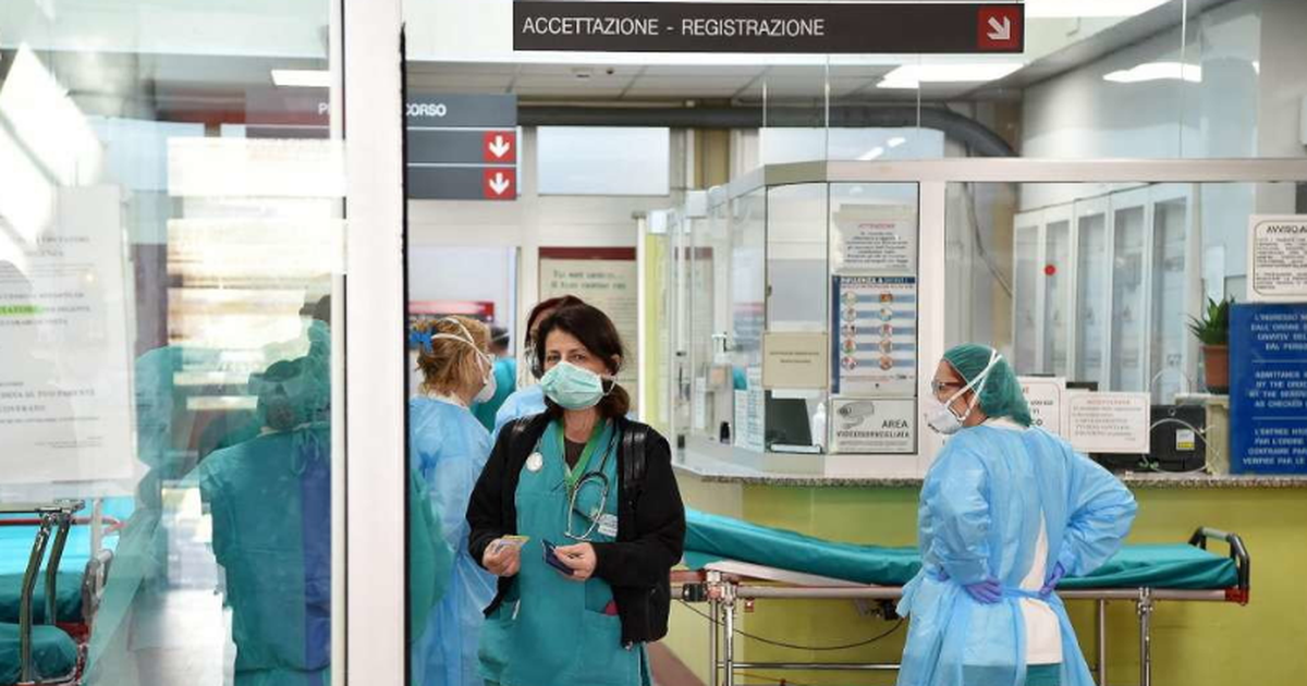 “Maska ime u mbush me lot!” Infermierja rrëfen momentin kur çoi 42-vjeçarin e prekur nga koronavirusi në reanimacion