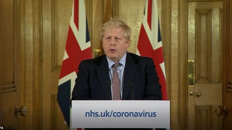 Britani e Madhe, Johnson bën thirrje për izolim: Punoni nga shtëpia