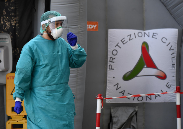 Të frikshme shifrat në Itali, shkon në 2503 numri i të vdekurve nga koronavirusi