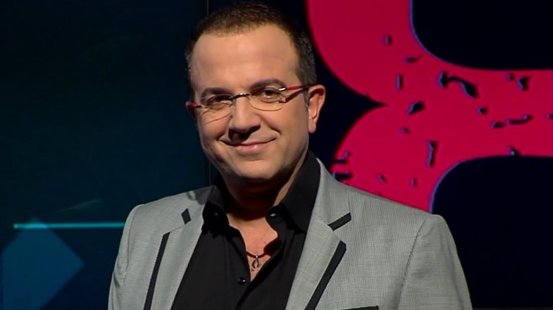 Ardit Gjebrea bëhet pjesë e nismës së Bashkisë së Tiranës, ndihmon 20 familje në nevojë