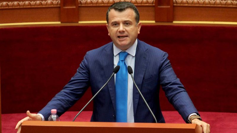 Balla: Presidenti ka humbur të drejtën të përfaqësojë unitetin kombëtar