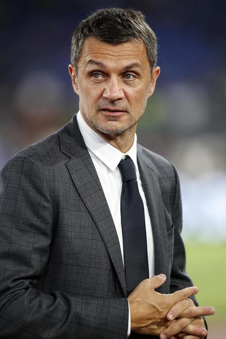 Ish-lojtari i famshëm i Milanit dhe djali i tij dalin pozitiv ndaj koronavirusit