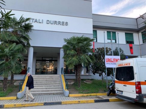 Ish-deputetja Kadiu: Një i sëmurë me koronavirus po mbahet në spitalin e Durrësit