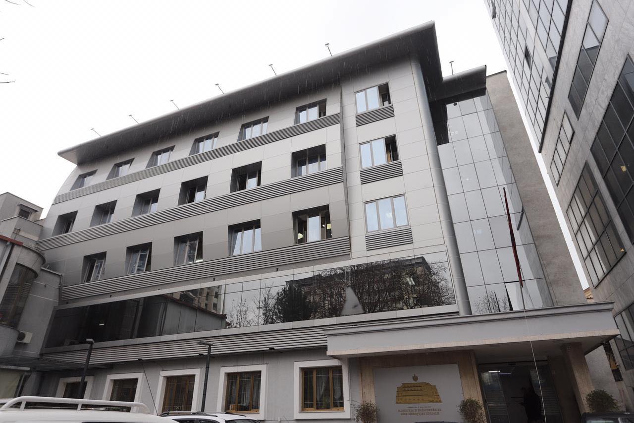 Konfirmohen dy rastet e para me koronavirus në Shqipëri, MSH: Babë e bir kanë udhëtuar nga Firence në Tiranë