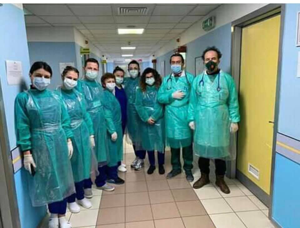 “Në ballë të punës kundër Covid 19!” Stafi i Urgjencës së Durrësit që nuk u tërhoq as në dy tërmetet që tronditën qytetin