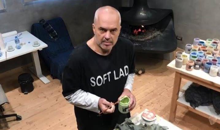 PD-Ramës: Duhet të ishe në krye të punëve dhe jo në shtëpi me pizhame