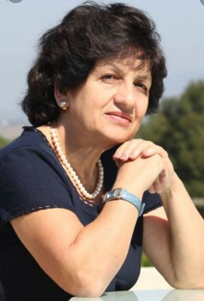 Profesoresha e njohur nga Durrësi feston ditëlindjen, Akademia e Shkencave e uron për 70-vjetorin