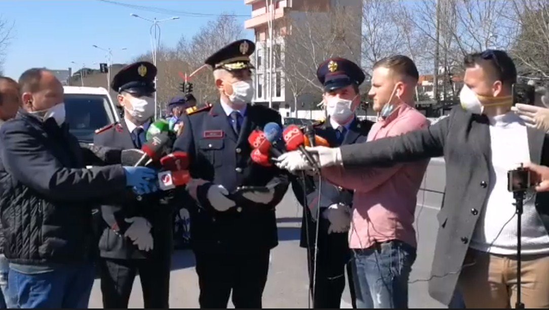 Pezullimi i qarkullimit të mjeteve private, Veliu: Ja kush do të lejohet të lëvizë