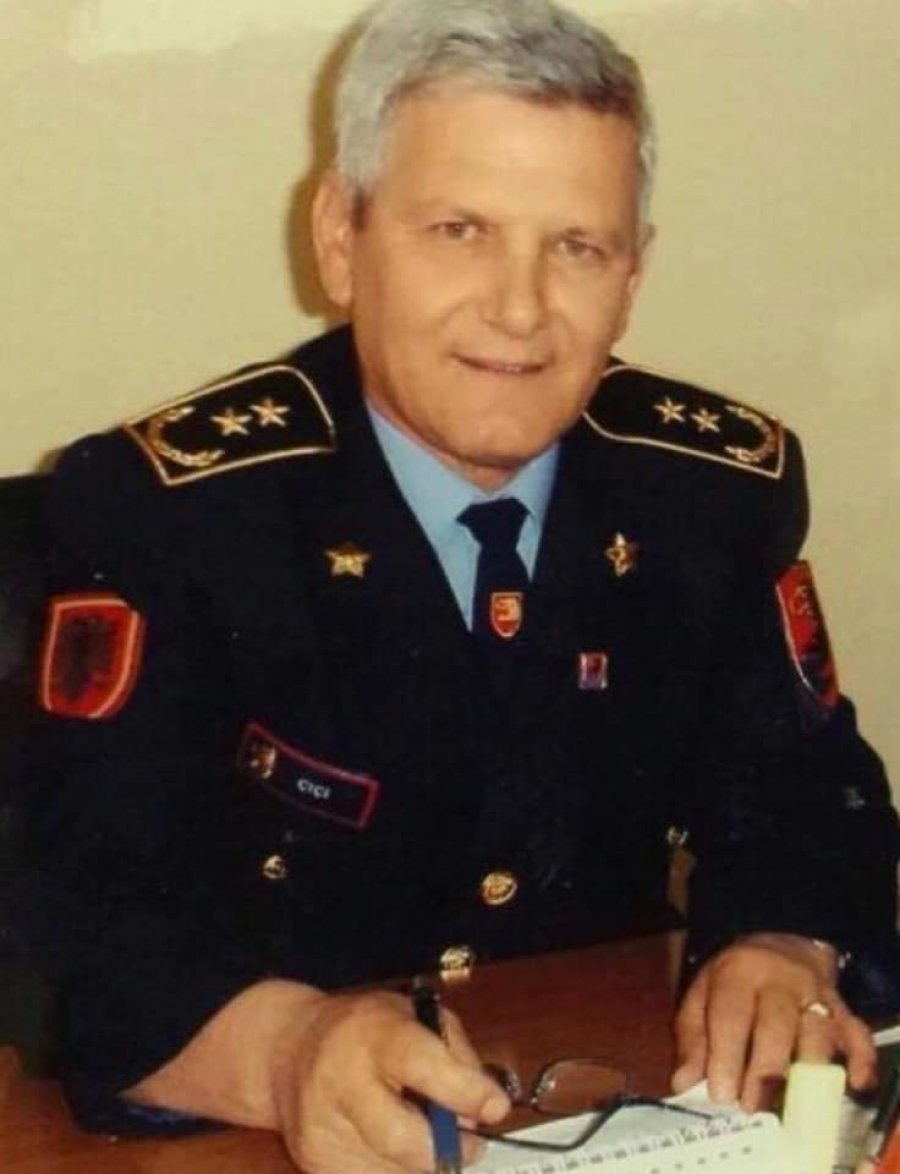 Ndahet nga jeta drejtuesi i lartë i policisë