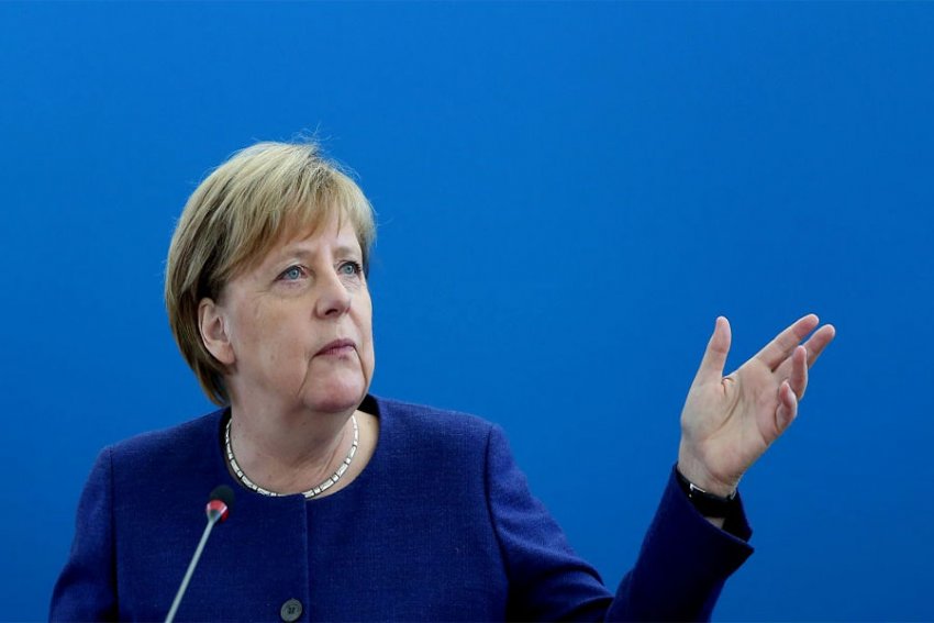 Merkel takim me migrantët, qeveria gjermane merr seriozisht racizmin
