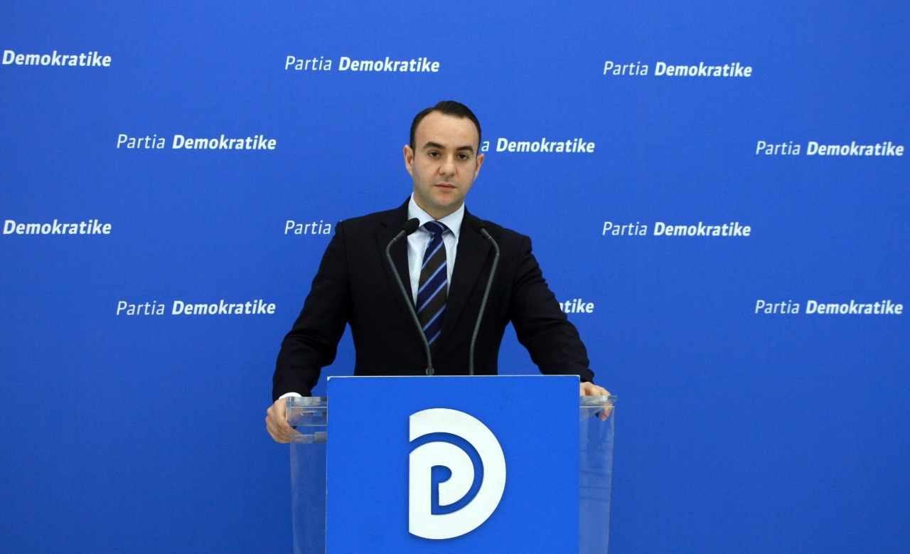 “Dy arsye pse Rama mbështet koranavirusin”, Klevis Balliu: Ka bërë “koalicion” me Covid-19