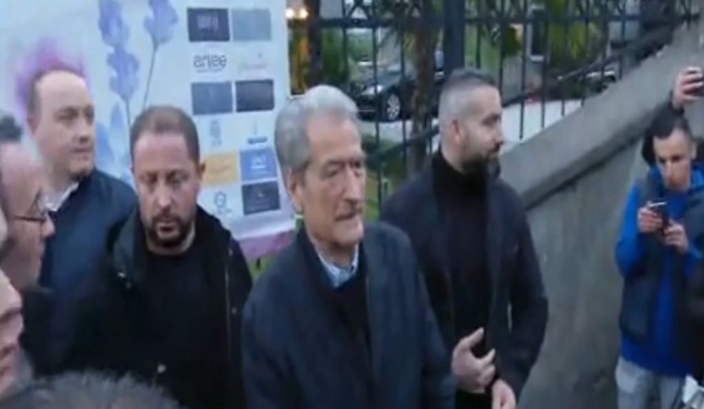 Edhe Berisha në protestën e thirrur nga presidenti Ilir Meta