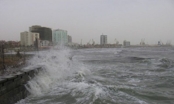 TABELA/ Të martën reshje intensive shiu në Durrës