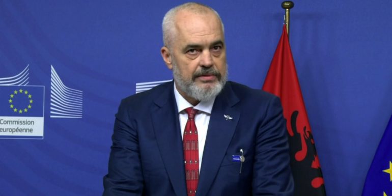 Problemet me kreditë në banka, Rama: Zgjidhen sot, s’është 7×7=42 kjo punë!