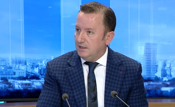 “Koha të ndryshojmë zakonet, shëndeti juaj është i pari”, ish-ministrit demokrat i vdes vjehrri