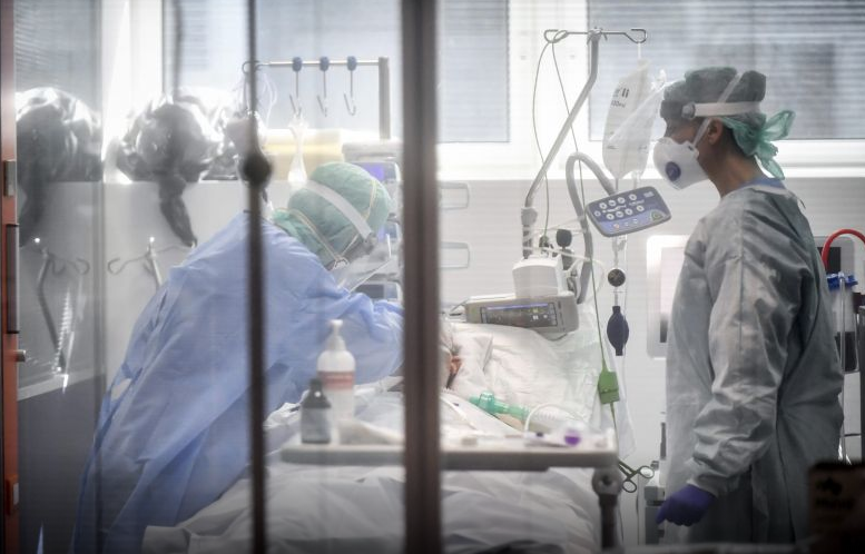 Koronavirusi/ Polonia nis 15 mjekë drejt Italisë