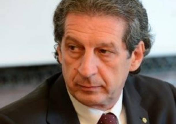 Humb jetën mjeku italian nga koronavirusi