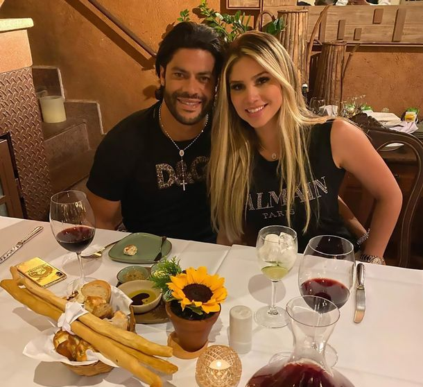 Futbollisti brazilian Hulk martohet me mbesën e gruas!