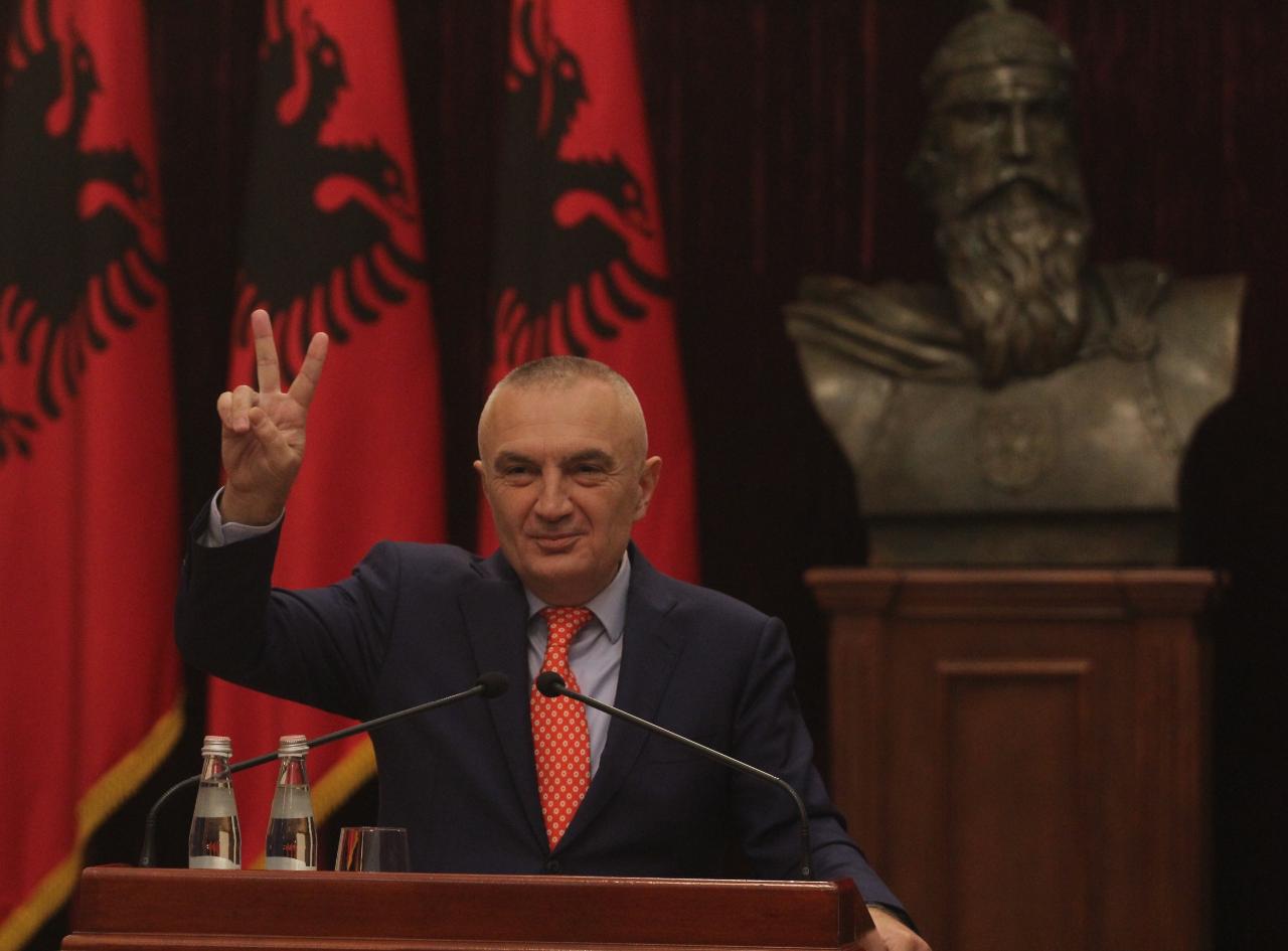 Sot mbahet tubimi i Presidentit Meta kundër “grushtit të shtetit”