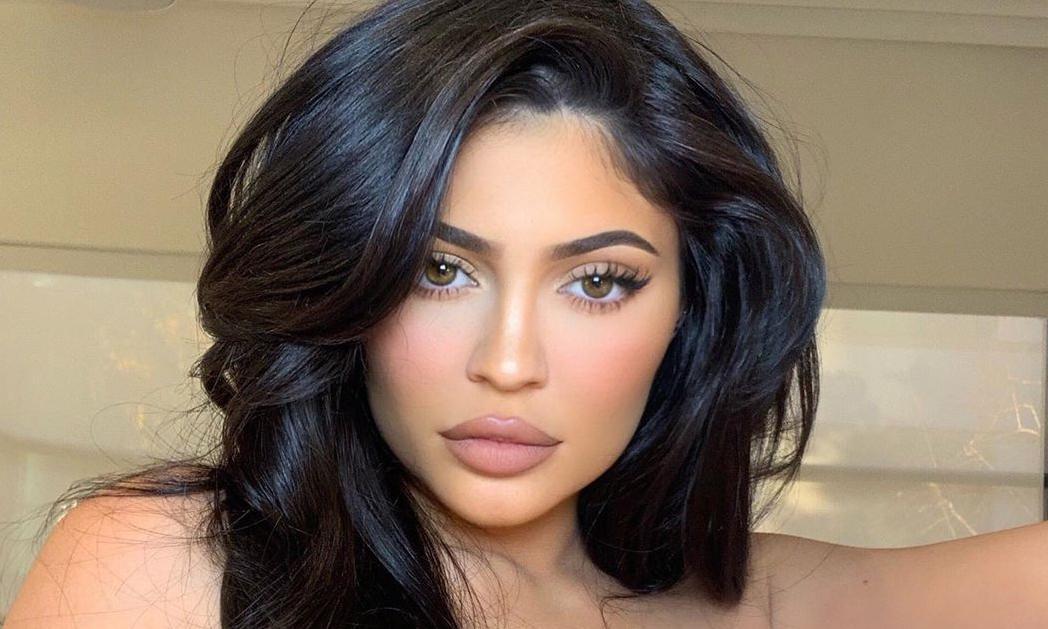 Koronavirusi, Kylie Jenner dhuron 1 milion dollarë