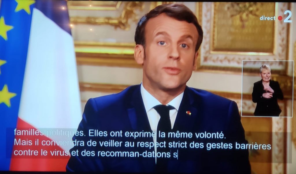 Makron: Franca mbyll shkollat, por jo kufijtë