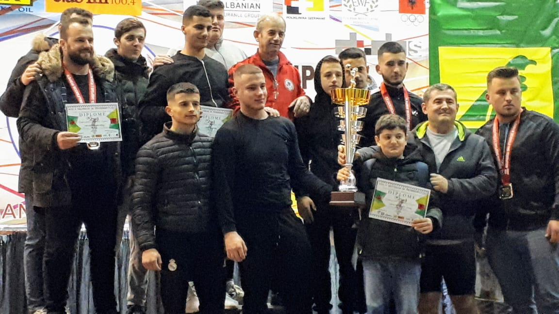 Peshëngritje/ Teuta fiton kupën e Shqipërisë, drejtuesi i klubit kritikon organizimin