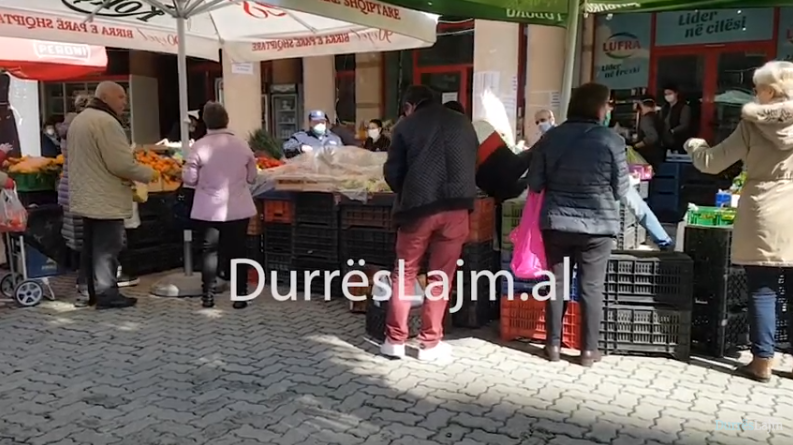 Durrës, rregulla të reja për blerjen e fruta-perimeve (VIDEO)