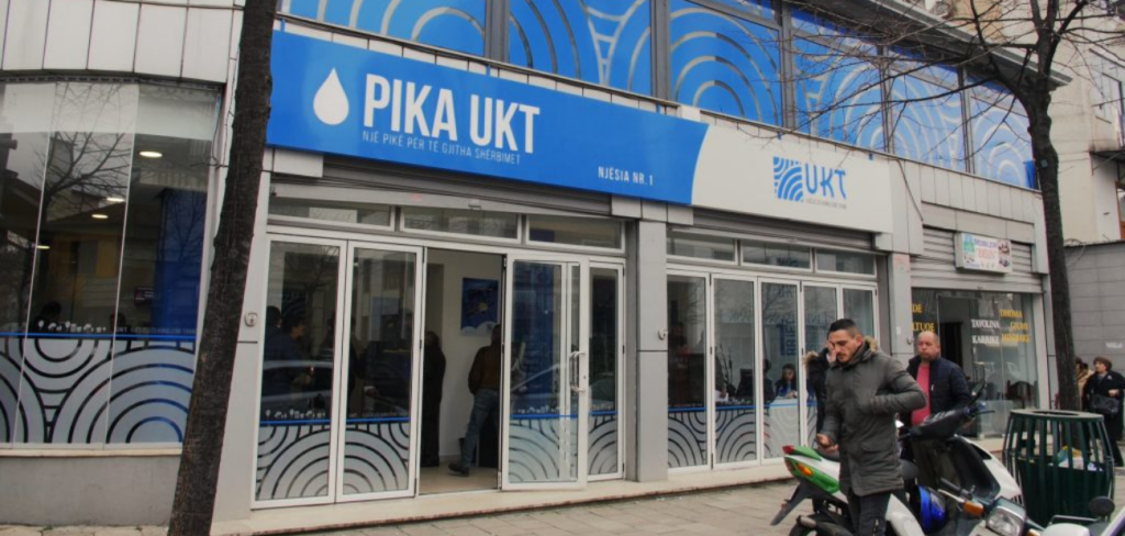 Bashkia e Tiranës merr një vendim për kamatëvonesat e abonentëve në UKT