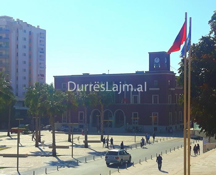 Dhoma e Tregtisë kërkoi ulje dhe anulim taksash për biznesin, bashkia Durrës: Kemi taksat dhe tarifat më të ulta në rang vendi