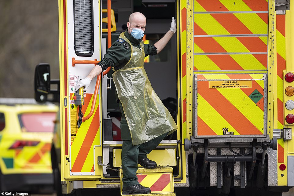 Trondit edhe Britania e Madhe, 563 të vdekur nga koronavirusi në 24 orë