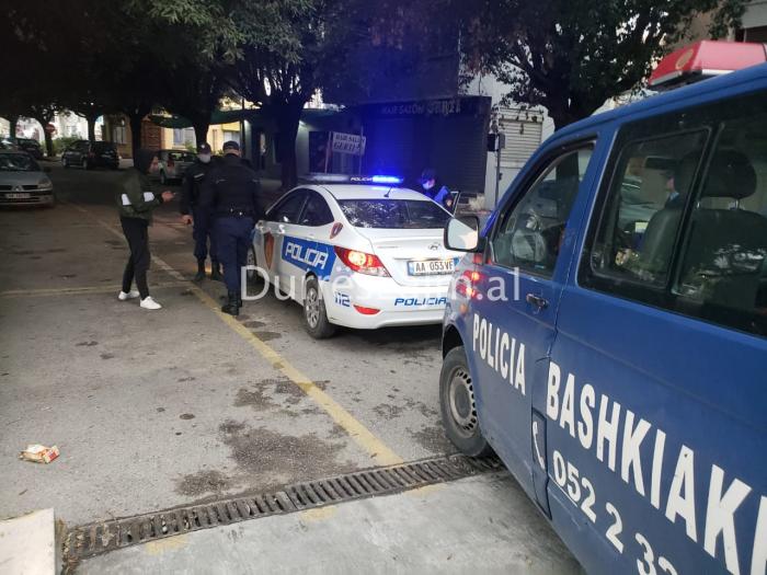 Çopa: Qytetarët e Durrësit e respektojnë izolimin, nëse vazhdojmë kështu do të kemi më pak… (FOTO)